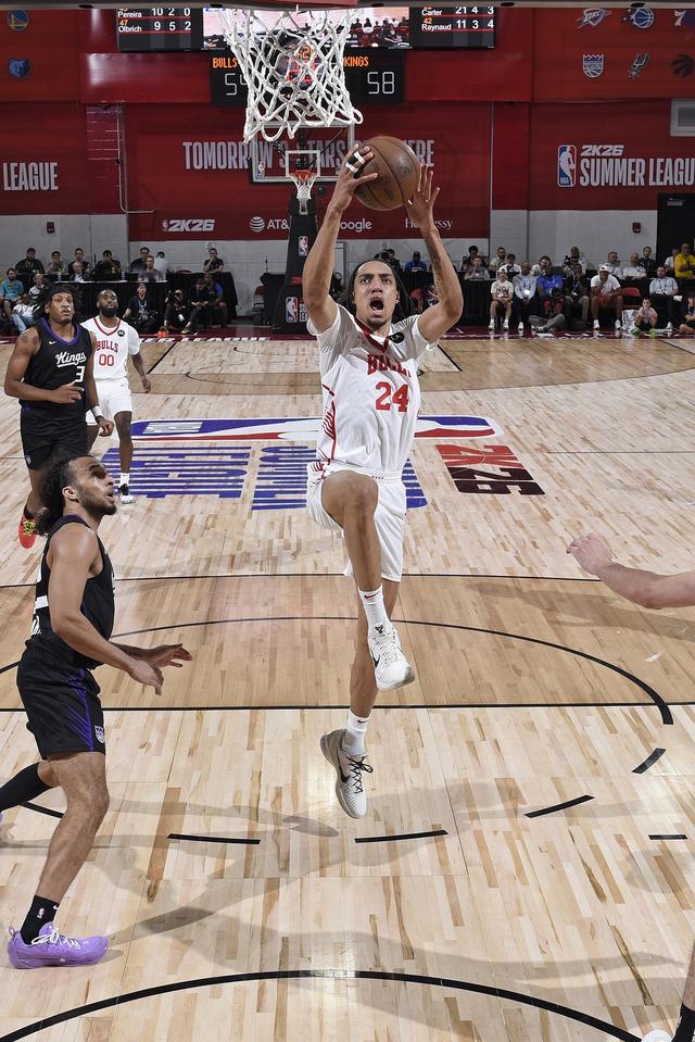 球员都会摆, 中的第九人