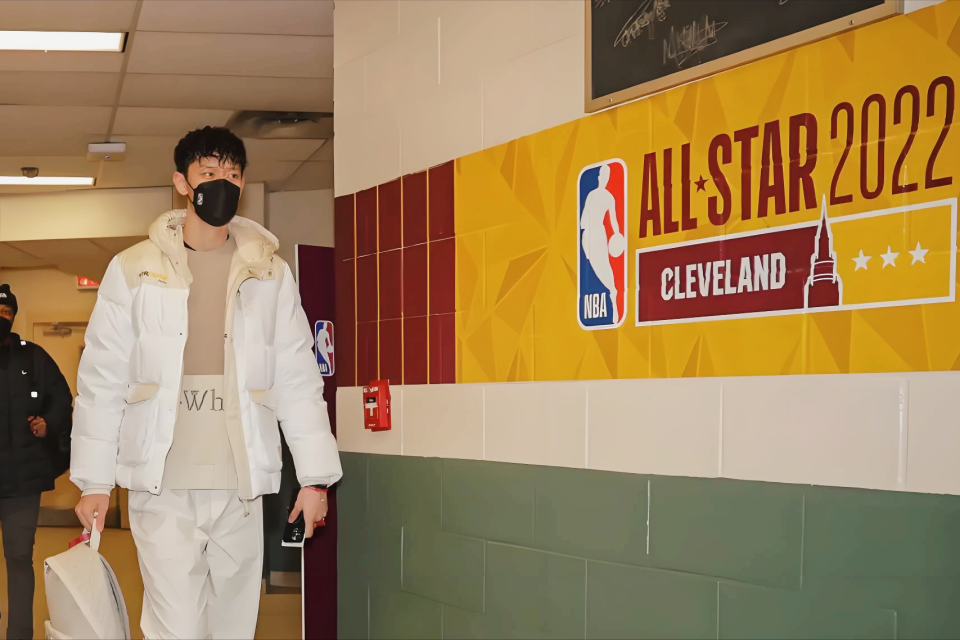 根本不缺即, 秀大年 根本不缺即, 秀大年