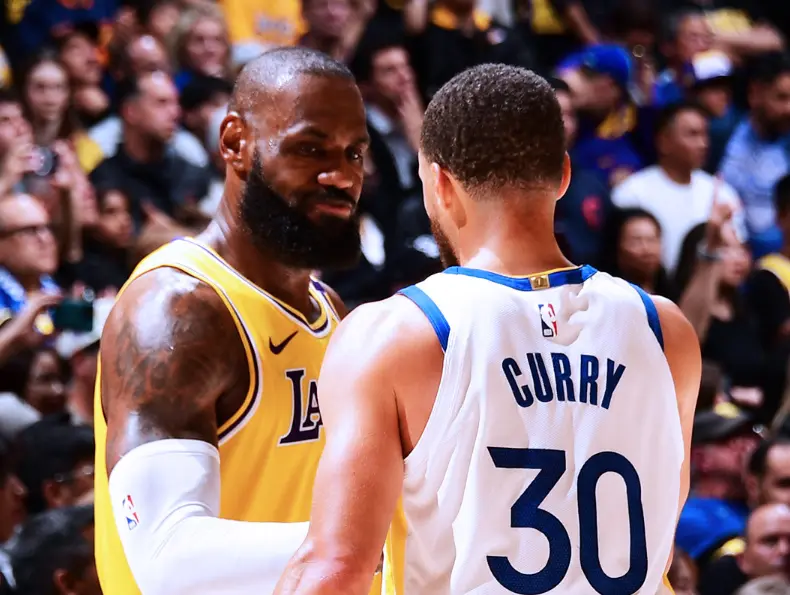 img, 这里 img, 这里